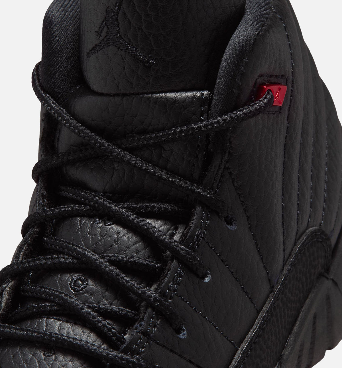 Air Jordan 12 Retro Bloodline Preschool Lifestyle Shoes - Black/Varsity Red