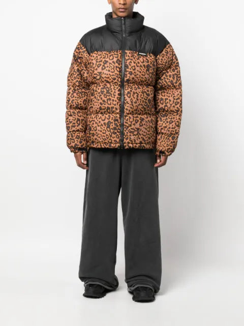 VETEMENTS lined jacket with zip fastening