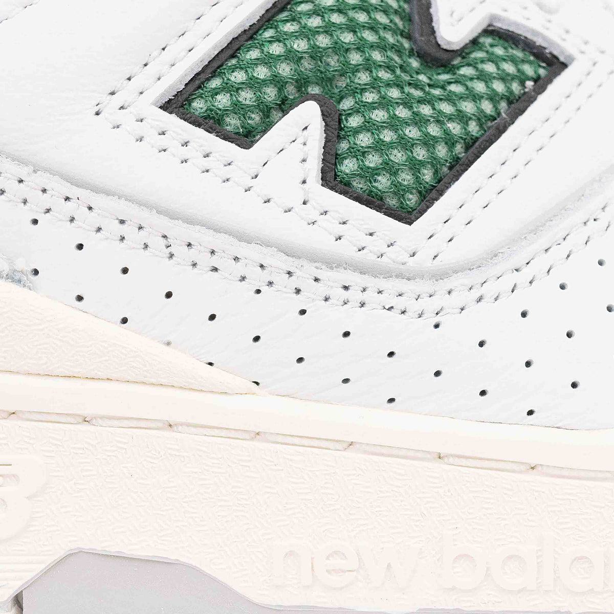 WHITE/GREEN NEW BALANCE 650R SNEAKERS