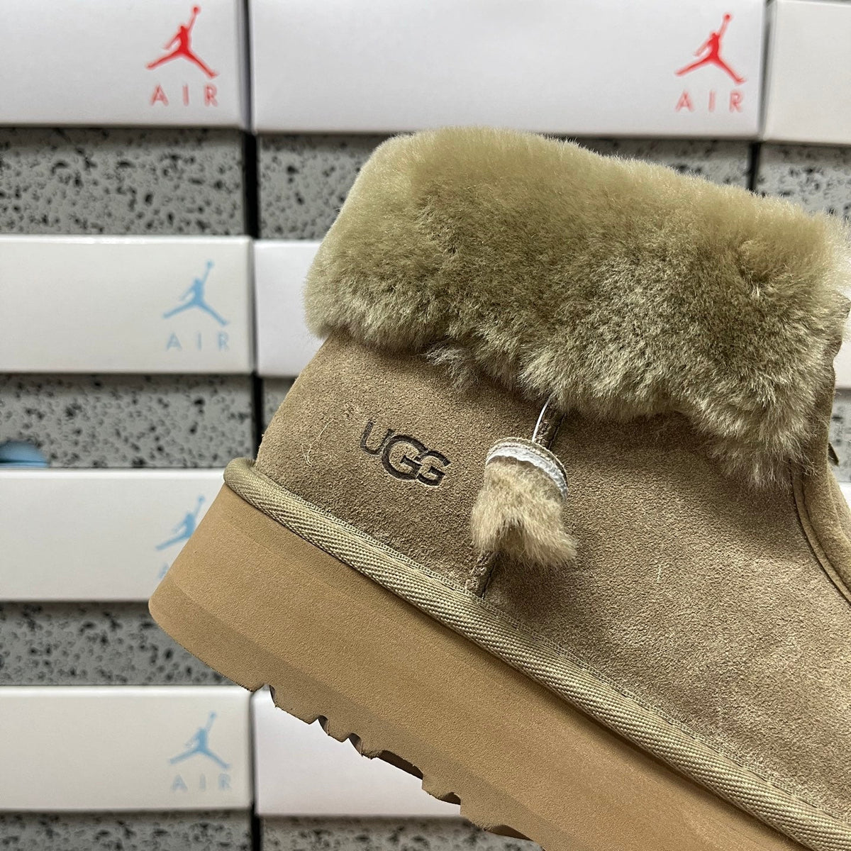 UGG Tazz Platform Women's Slip-On Boot – Suede Moc-Toe Boot with Tonal Shearling Cuff, Shearling Lining & Chunky SugrSole Platform in Olive
