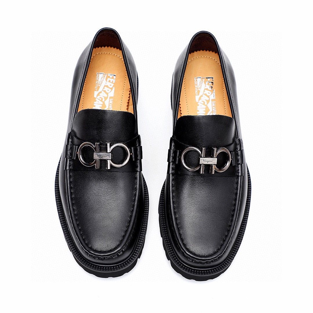 Ferragamo Men's Black Lug Sole Bit Loafers