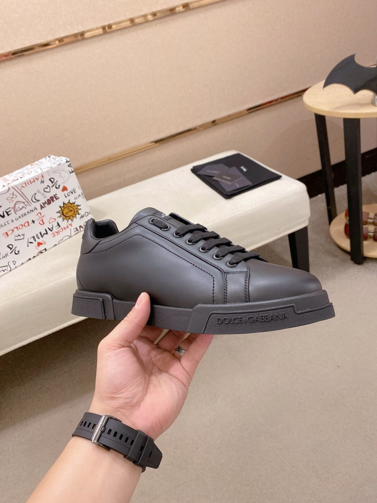 Dolce & Gabbana Black Low-Top Sneakers - Rounded Toe
