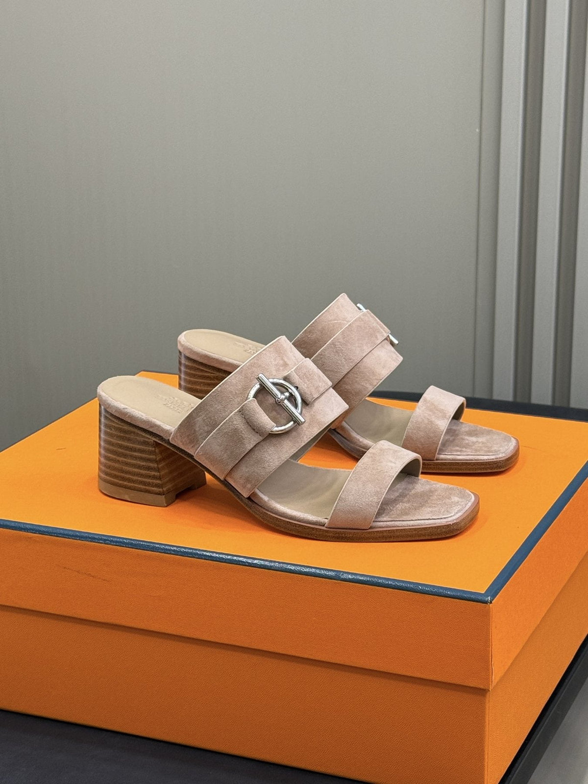 Hermès Women's Kute Buckle Block-Heel Slide Sandals