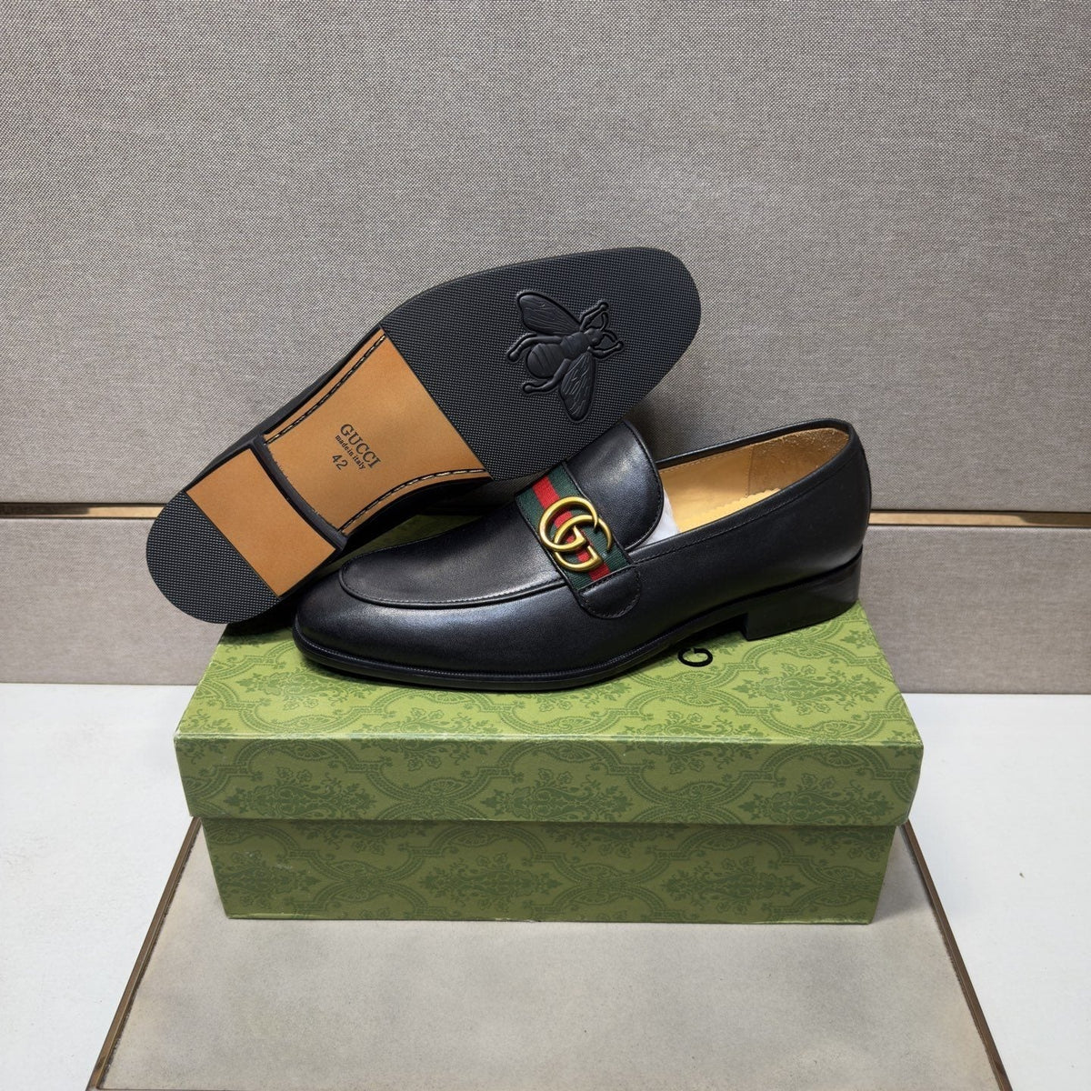 Gucci Men's Black Strap Loafers